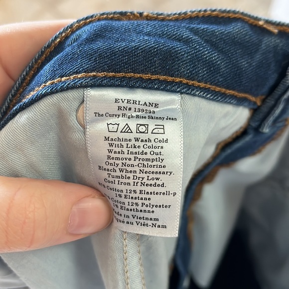 ⭐️ 2/$100⭐️Everlane the curvy high rise skinny jeans Size 33 (Fits 14-16) - Picture 7 of 8